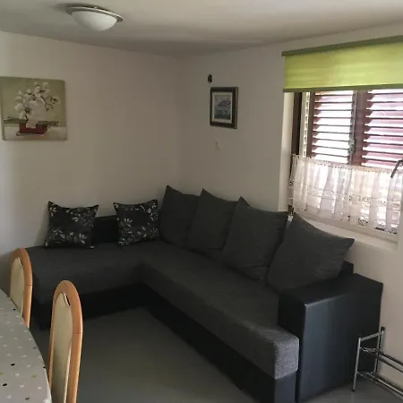 Pocitniska Hisica, Kamp Terme Ptuj, Vkljucene 4 Kopalne Karte Holiday home